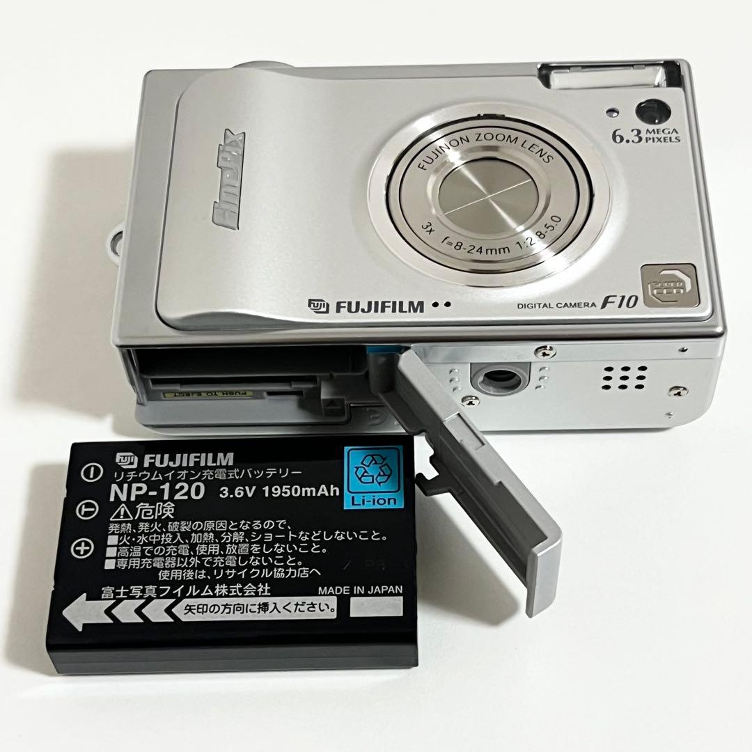 デジタルカメラ FUJIFILM finepix F10