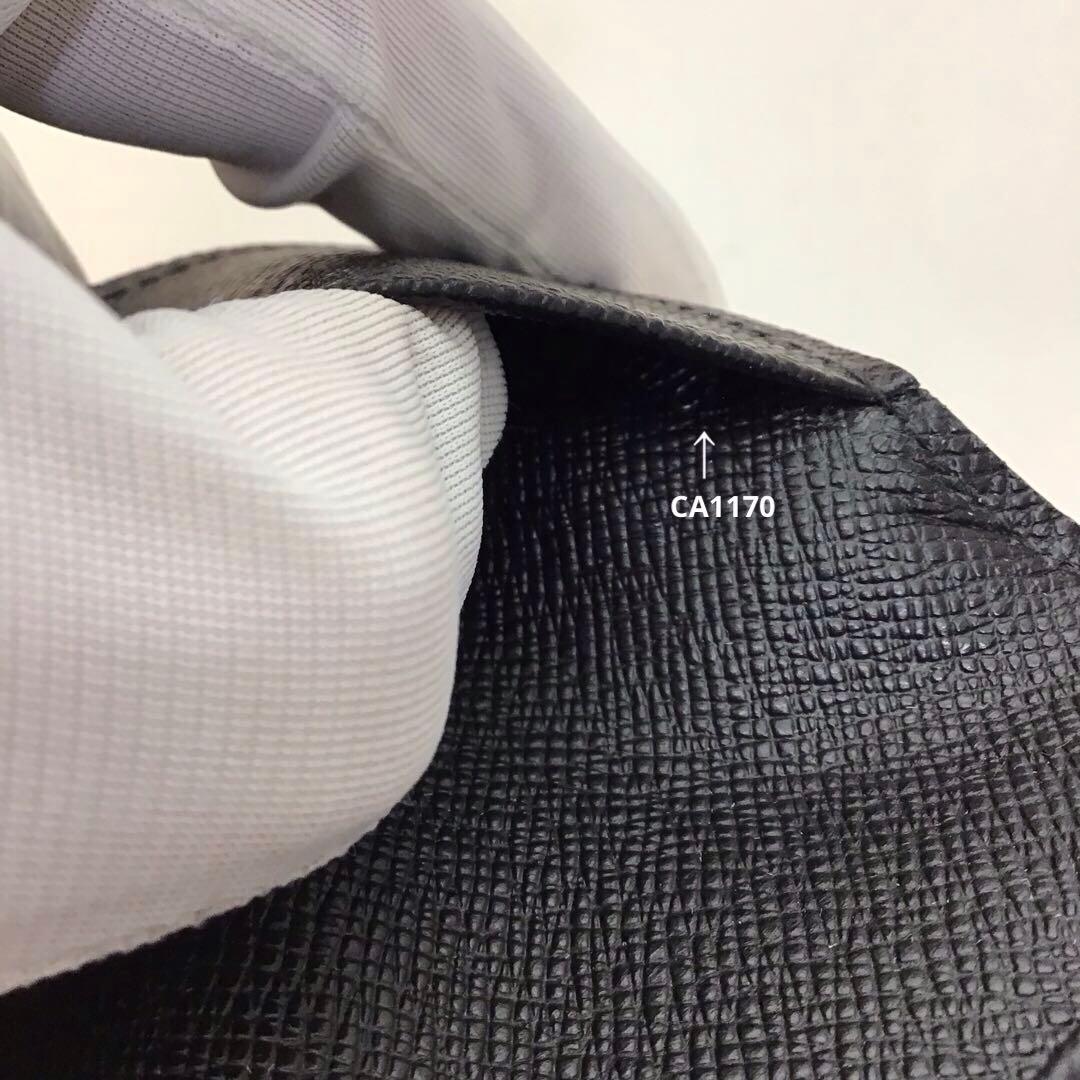 ❣️美品❣️ LOUIS VUITTON タイガ　ブラック名刺入れ　M30922