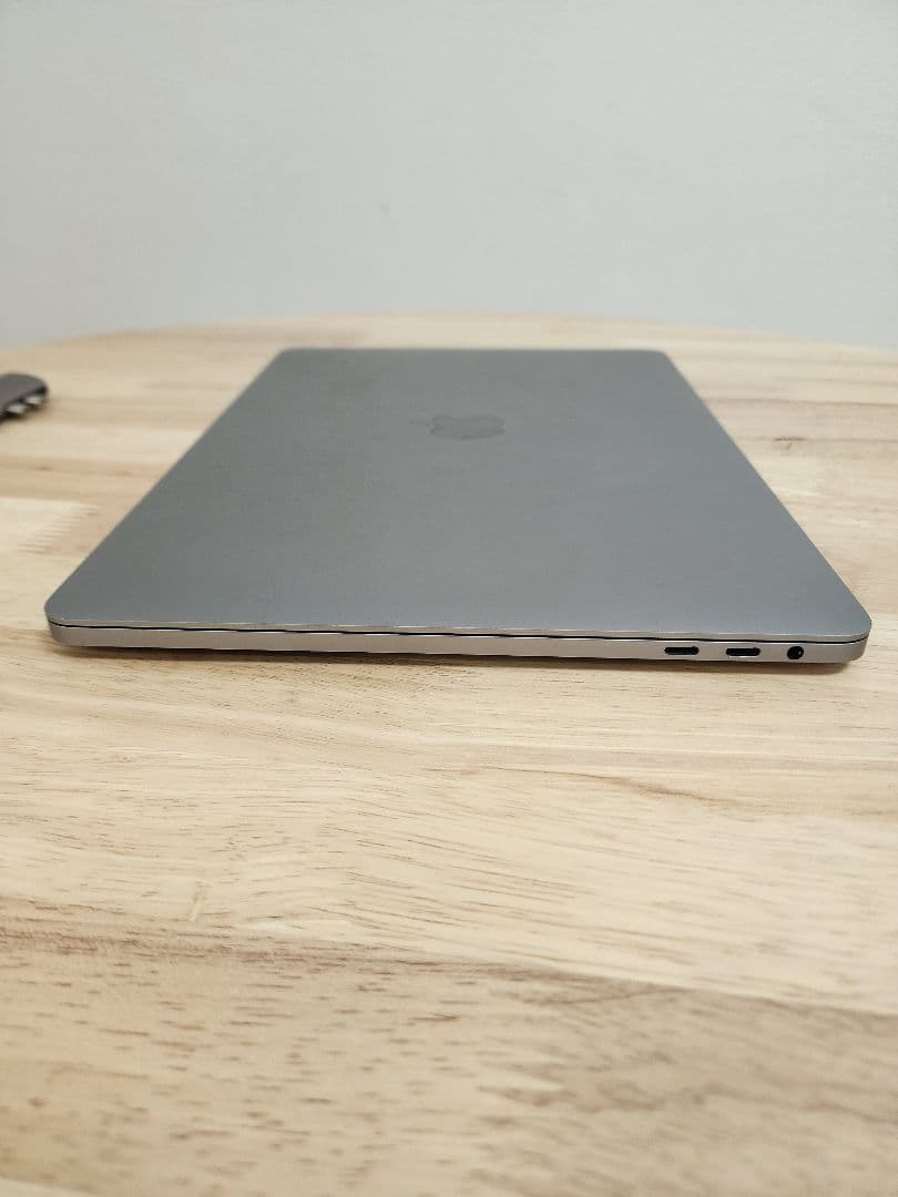 MacBook スペースグレー USキーボード