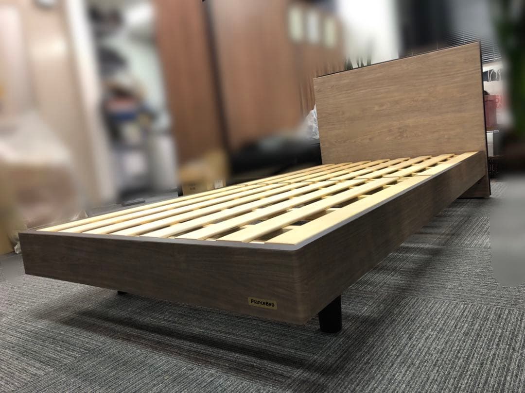 【美品】FranceBed スリムの脚付きベッド S