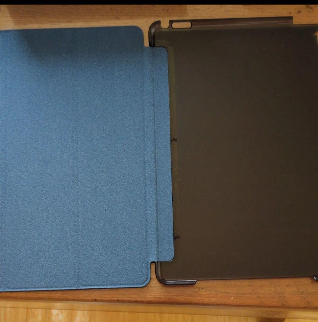 iPad Pro9.7 WiFi cellular 128 カバー付き