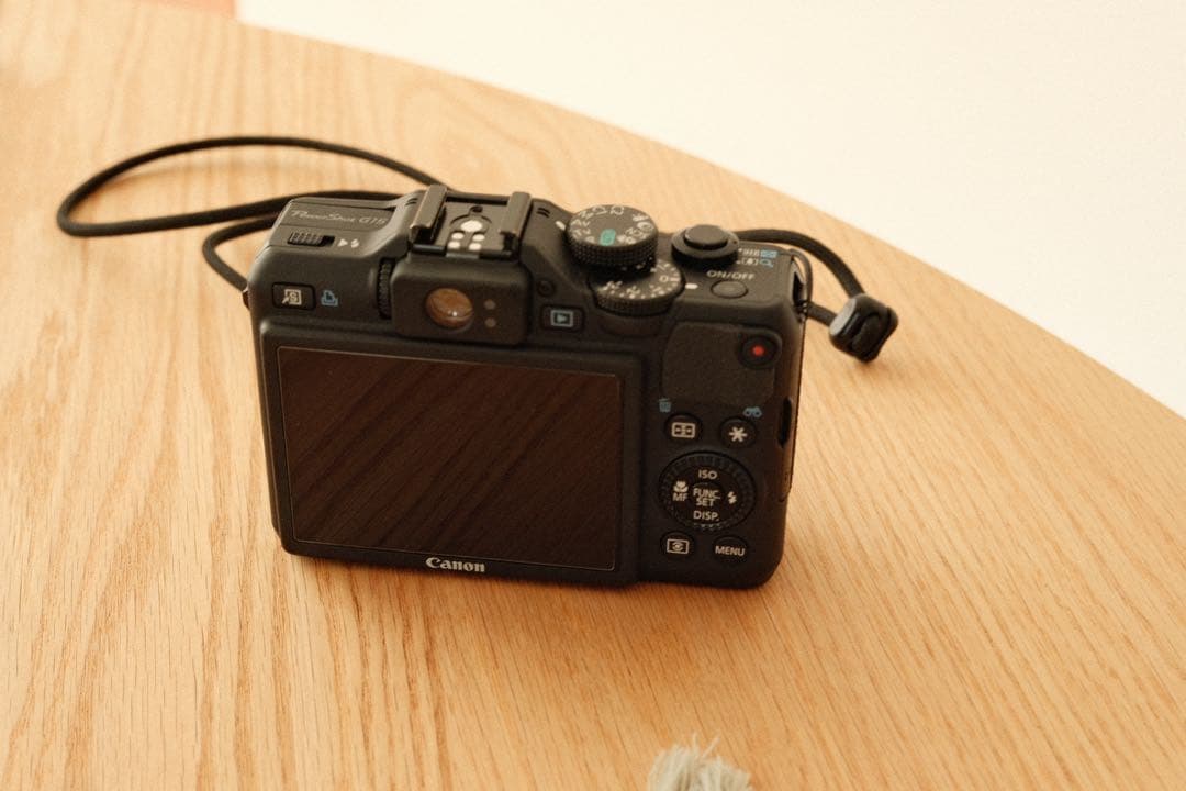 Canon G15 コンデジ　訳アリ品　オマケ付