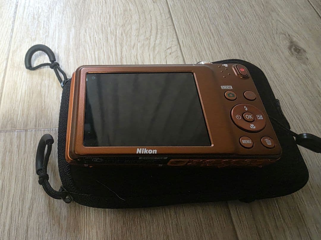 NikonデジタルカメラCOOLPIXS3500　アプリコットオレンジ