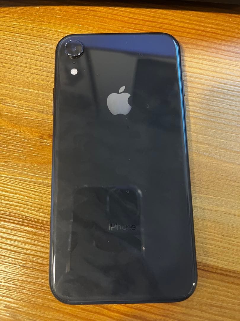iPhone XR SIMフリー 64GB 状態良好