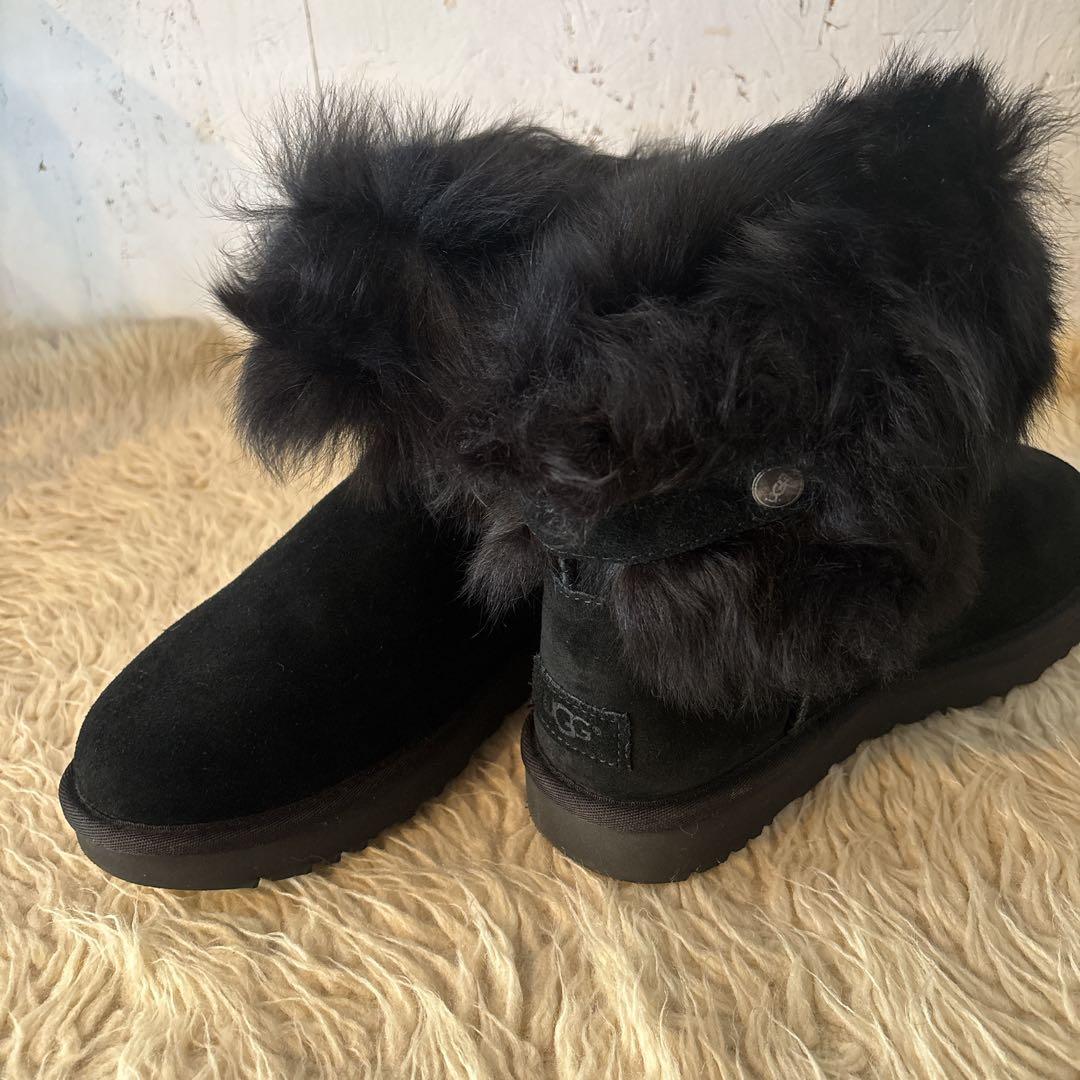 未使用品　UGG Valentina 'Black' ヴァレンティーナ　黒　25