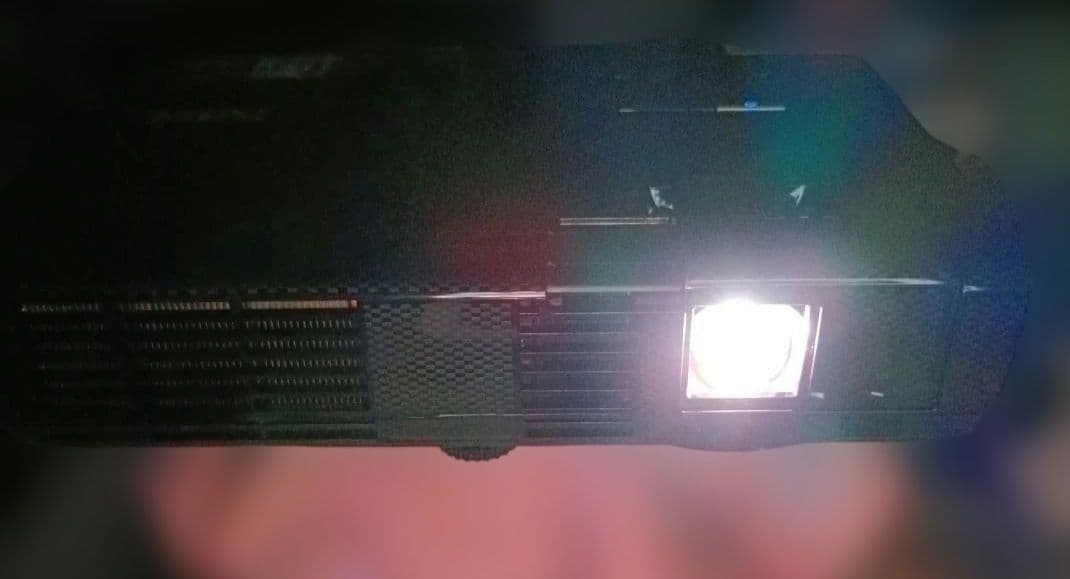 NEC LEDモバイルプロジェクター ViewLight NP-L51WJD