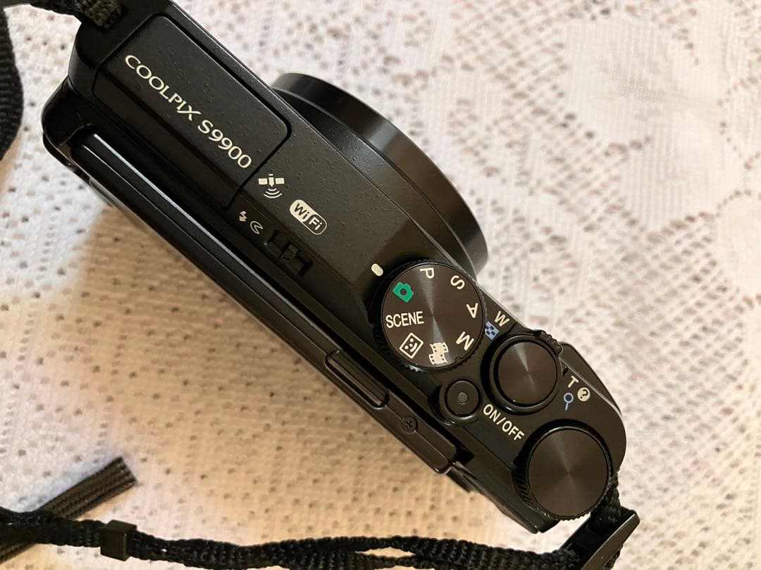 Nikon COOLPIX S9900 30倍ズームデジカメ　　ミニ三脚つき