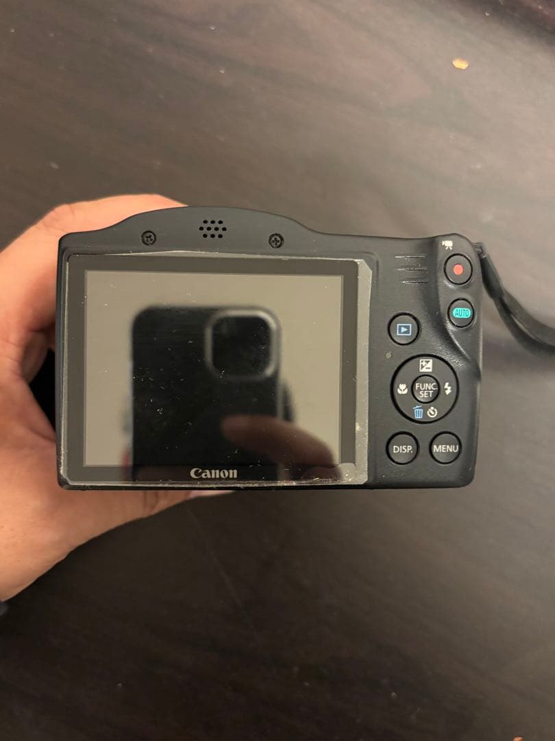 Canon PowerShot SX410 IS 本体と付属品