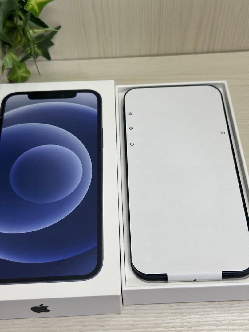 ✅【美品】【100％】⭐️iPhone 12 ブラック 128GB❣️SIMフリー