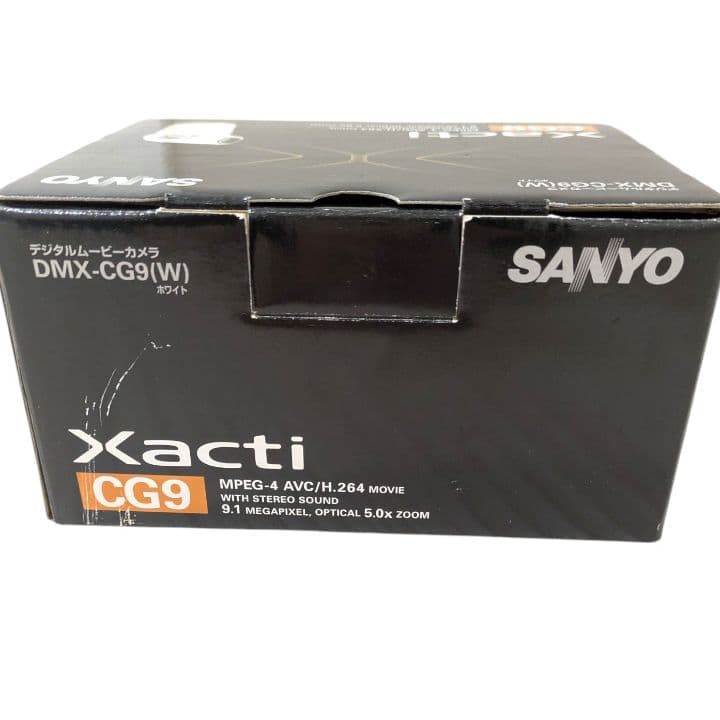 サンヨーホワイト SANYO Xacti DMX-CG9 ムービー ビデオカメラ