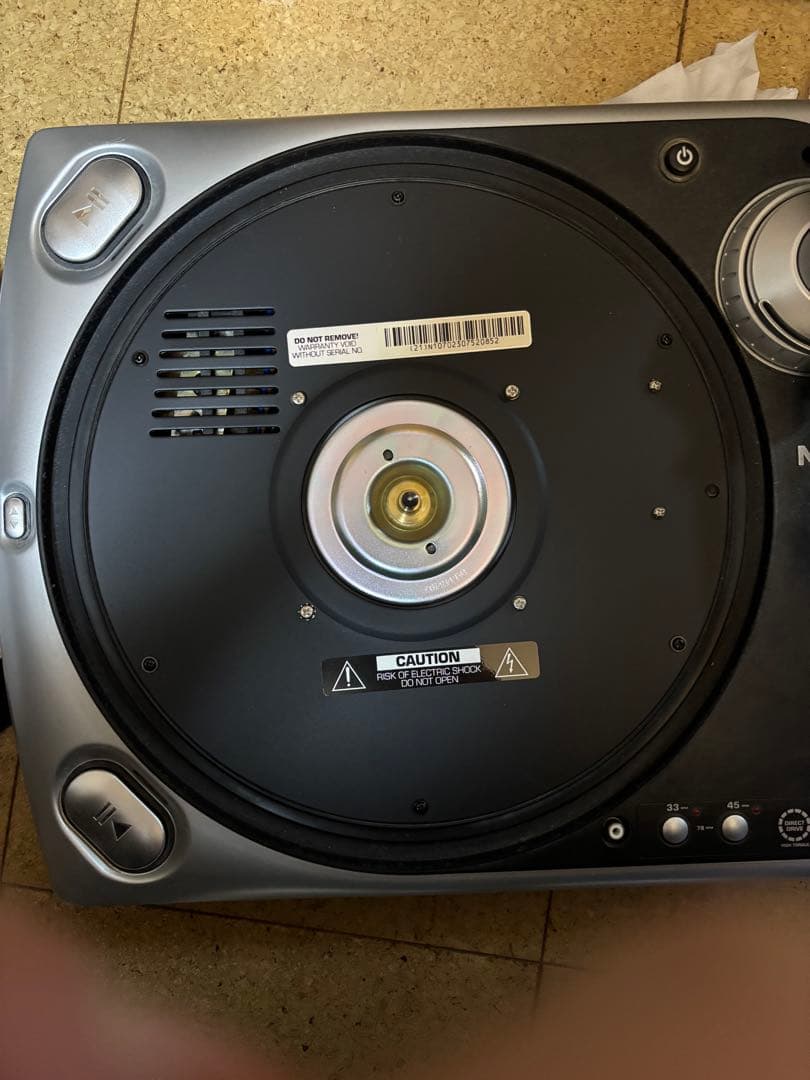 Numark TT200 ターンテーブル