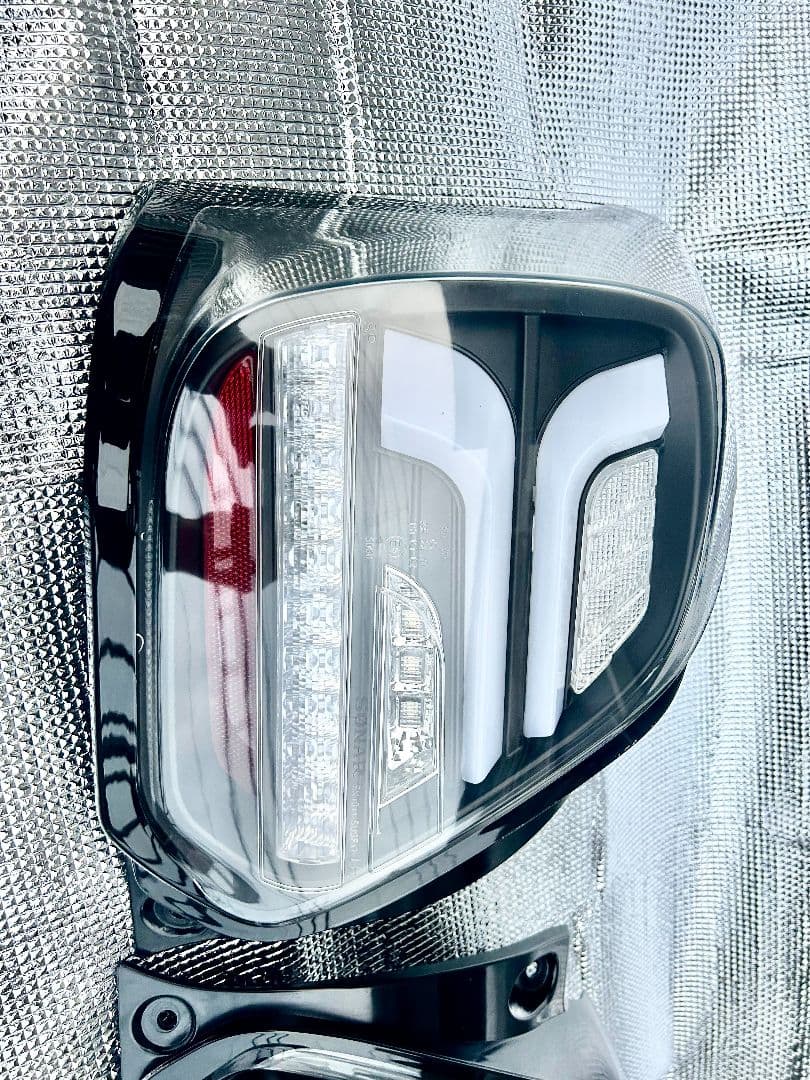 ZC33Sスイフトスポーツ SONAR製LEDテールランプ