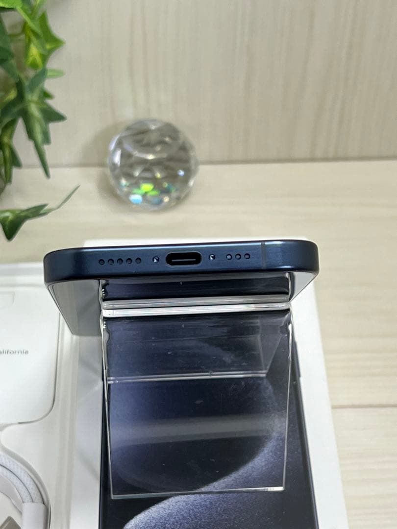 ✅✨未使用近い・100％✨iPhone 15pro 128GB❣️充電3回