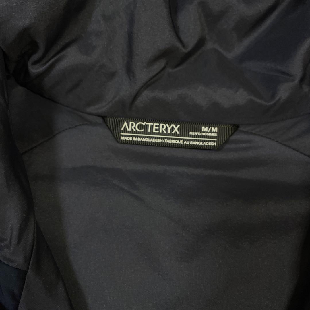 廃盤モデル【美品】アークテリクス /アトムフーディAtom Hoody M