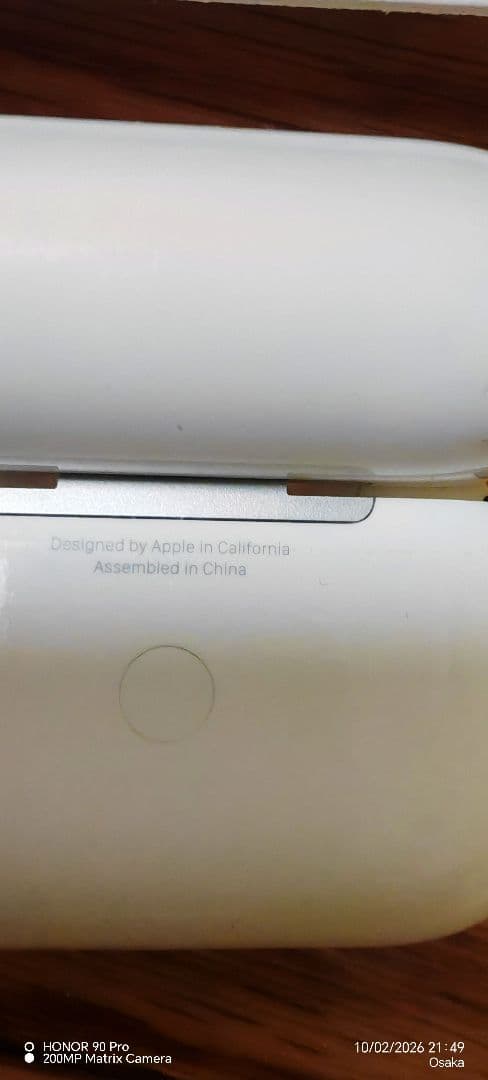 Apple AirPods 本体 充電ケース付きよくやった。