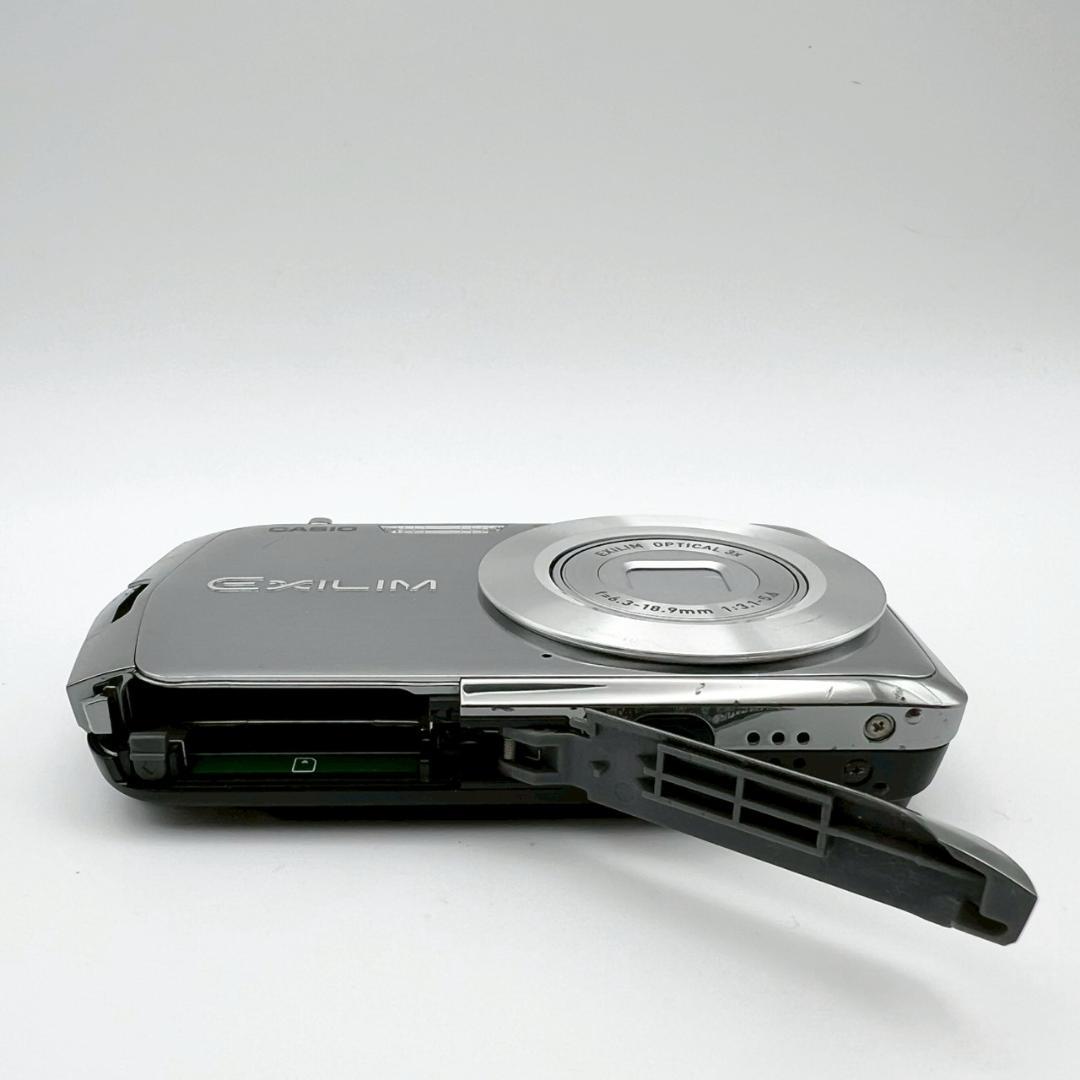 【完動品】CASIO EXILIM EX-Z1 コンデジ 動作確認済