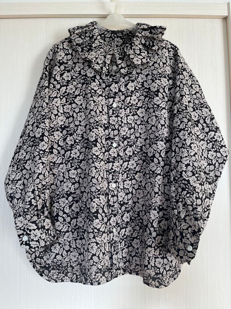 オールドマンズテーラー ワイルドベリー　ラッフルカラーブラウス　新品