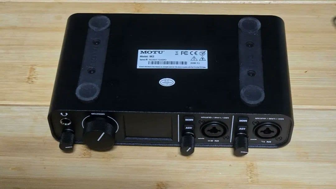 MOTU M2 オーディオインターフェース