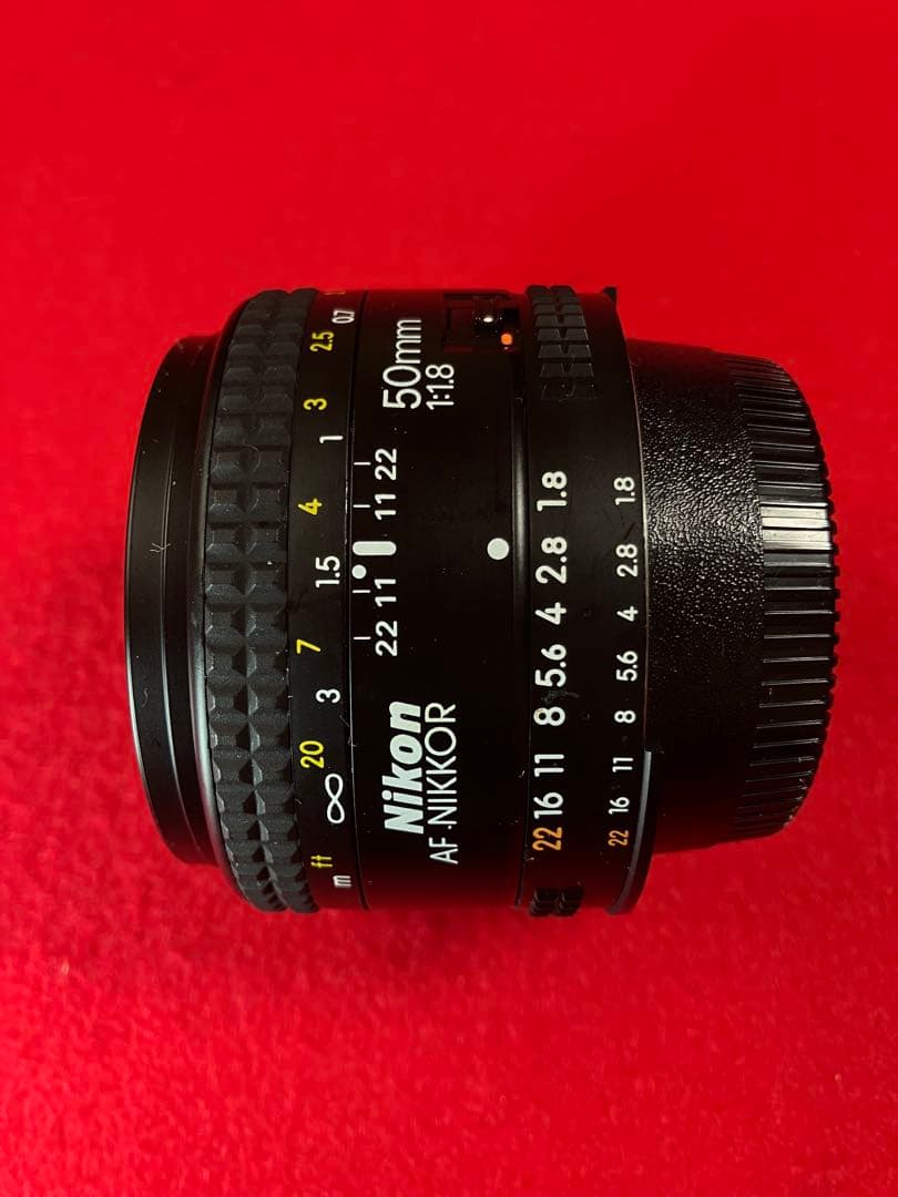 衝撃大特価！これが新品同様 Ｄ750 Ｓ数11700回 50mm1.8付き