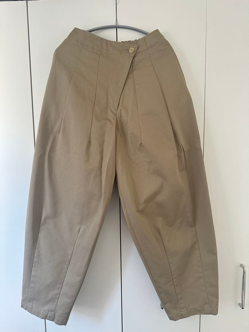【美品】Nala コクーンチノパンツM cocoon chino pants