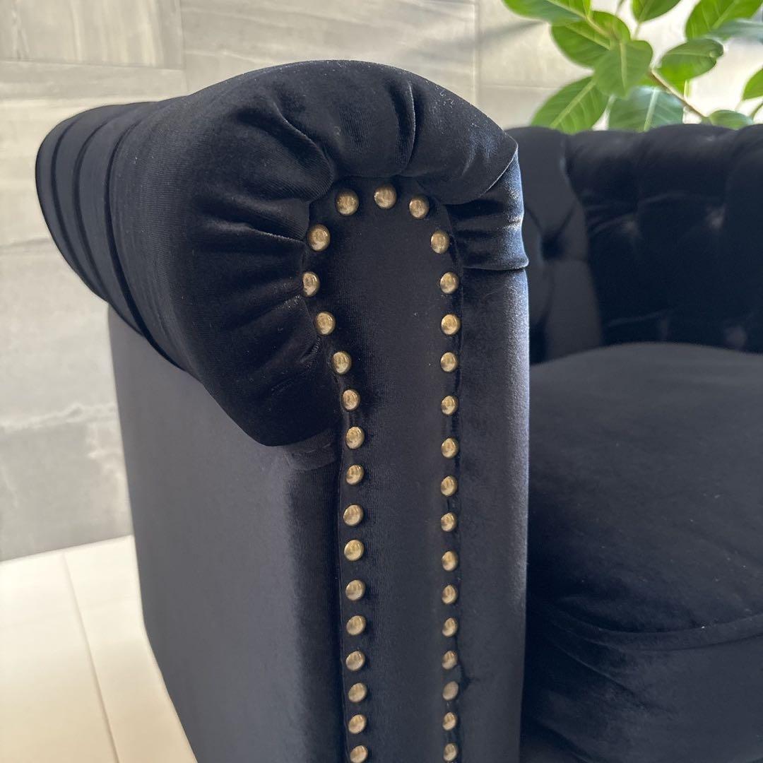 値引しましたA チェスターフィールド英国風アンティーク一人掛ソファー /ブラック