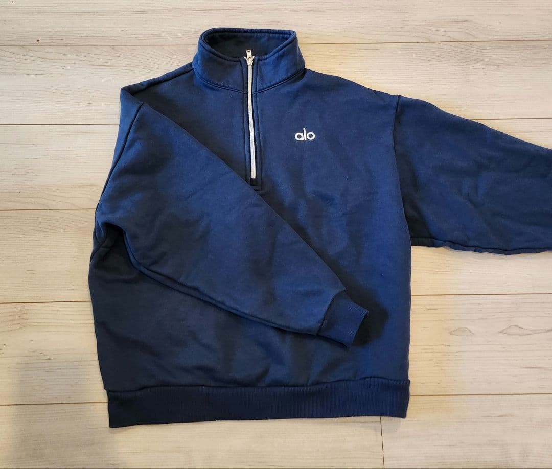 alo ネイビー ハーフジップ トレーナー