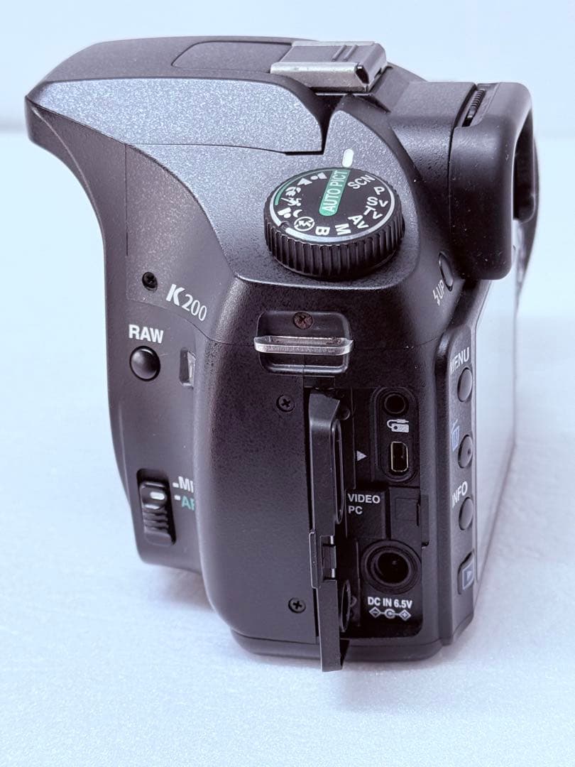 PENTAX K200D ボディ 動作確認済 グリップ付 デジタル一眼レフ