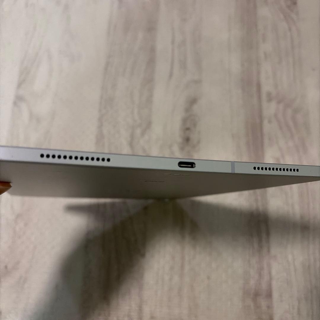 iPad Pro11インチ シルバー256GB、Wi-Fi + Cellular
