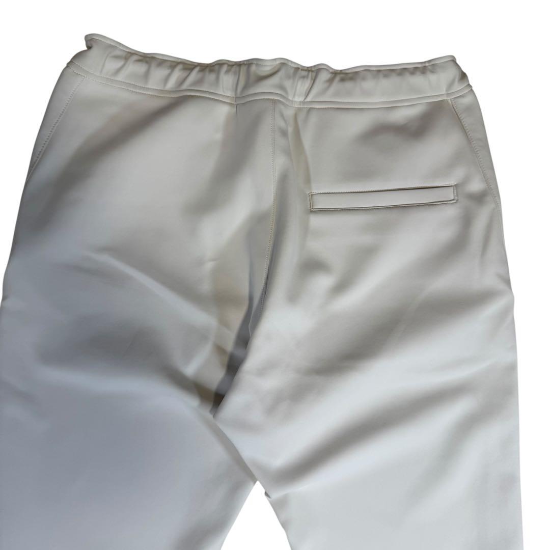 【美品】1piu1uguale3/バックロゴパーカー&リブパンツ/オフホワイト5