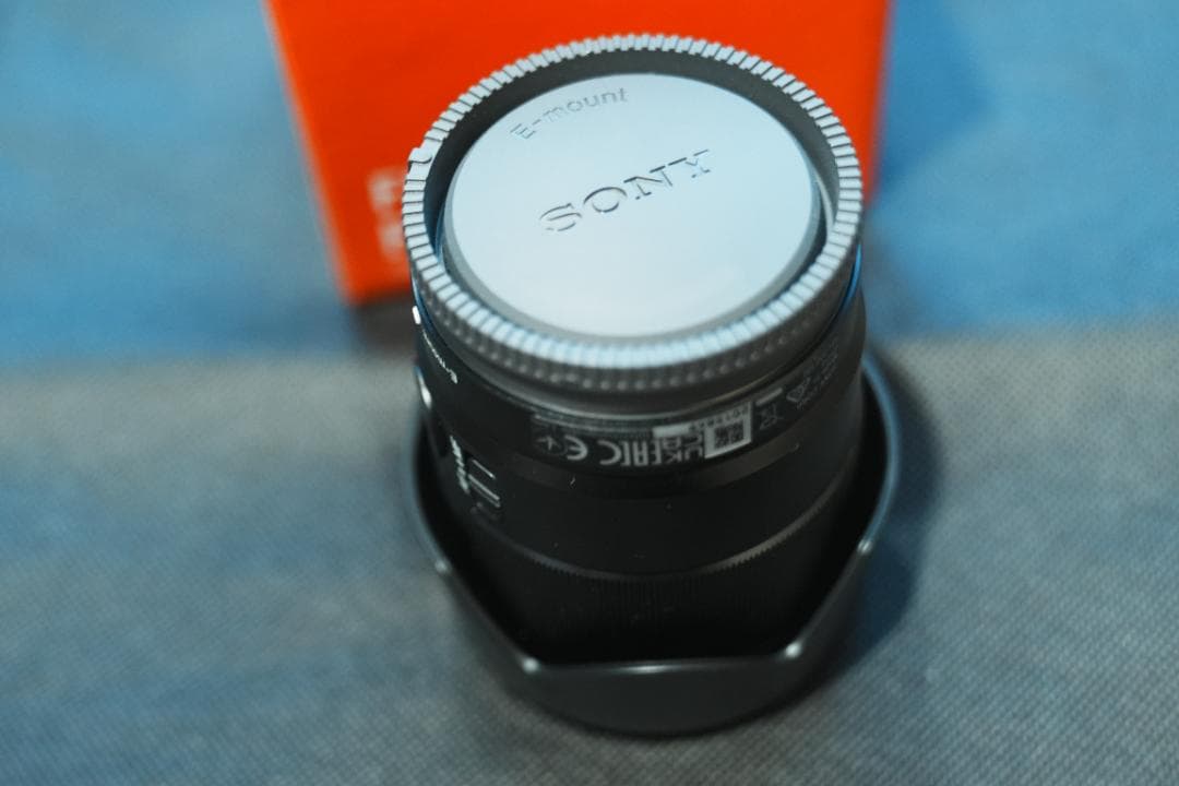 新品同様 SONY 35mm F1.8 SEL35F18F フルサイズ