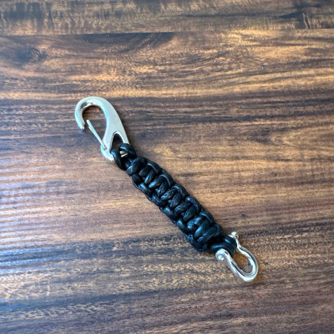 限定価格！ovy deci Carabiner Macrame Keychain