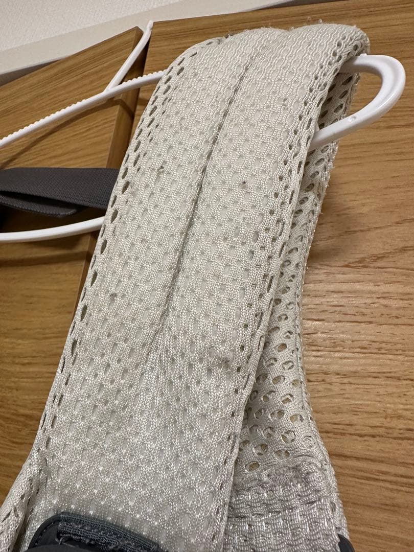 ベビーキャリア Harmony メッシュ クリーム