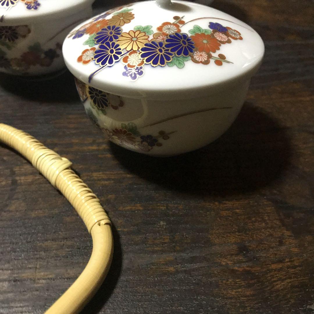 香蘭社　菊と梅模様　茶器揃い　共箱あり