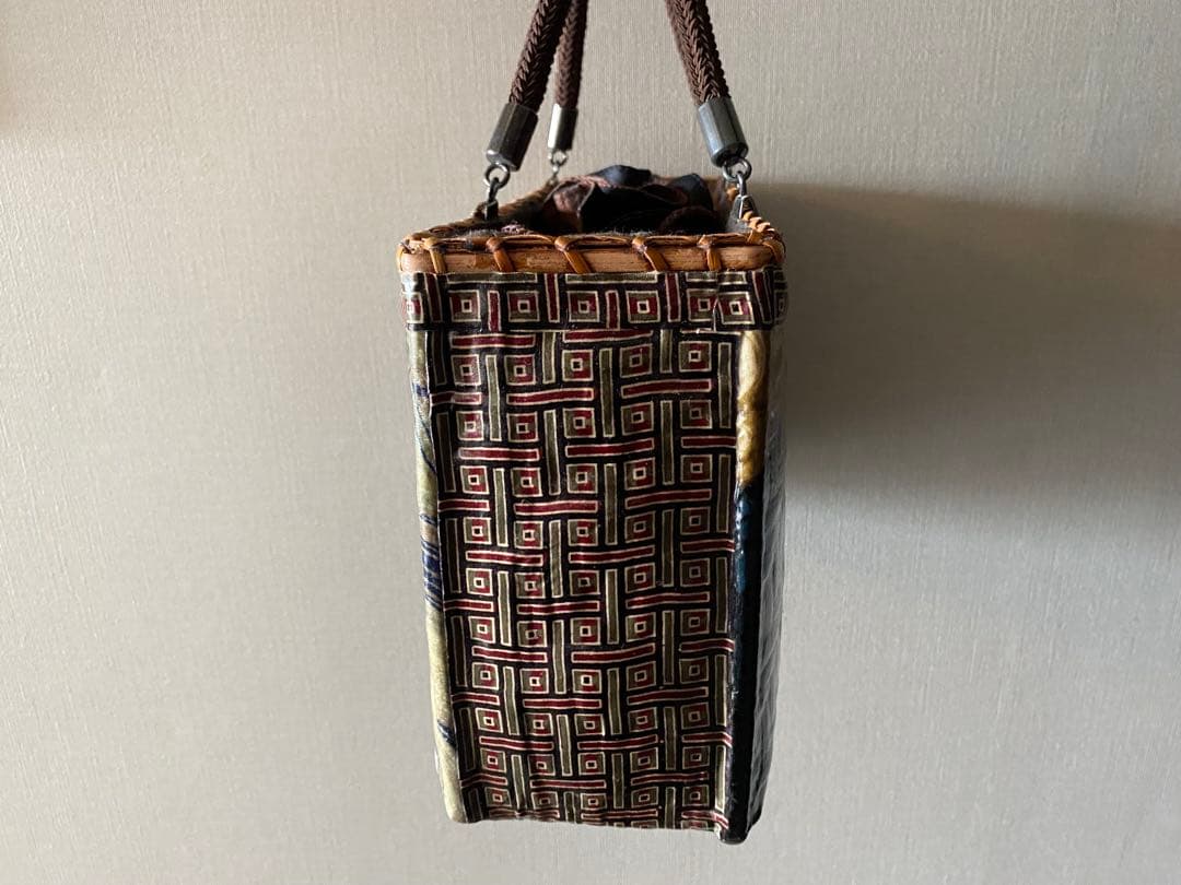 【新品】一閑張り　獅子×龍神　かごバッグ　一貫張　着物用バッグ