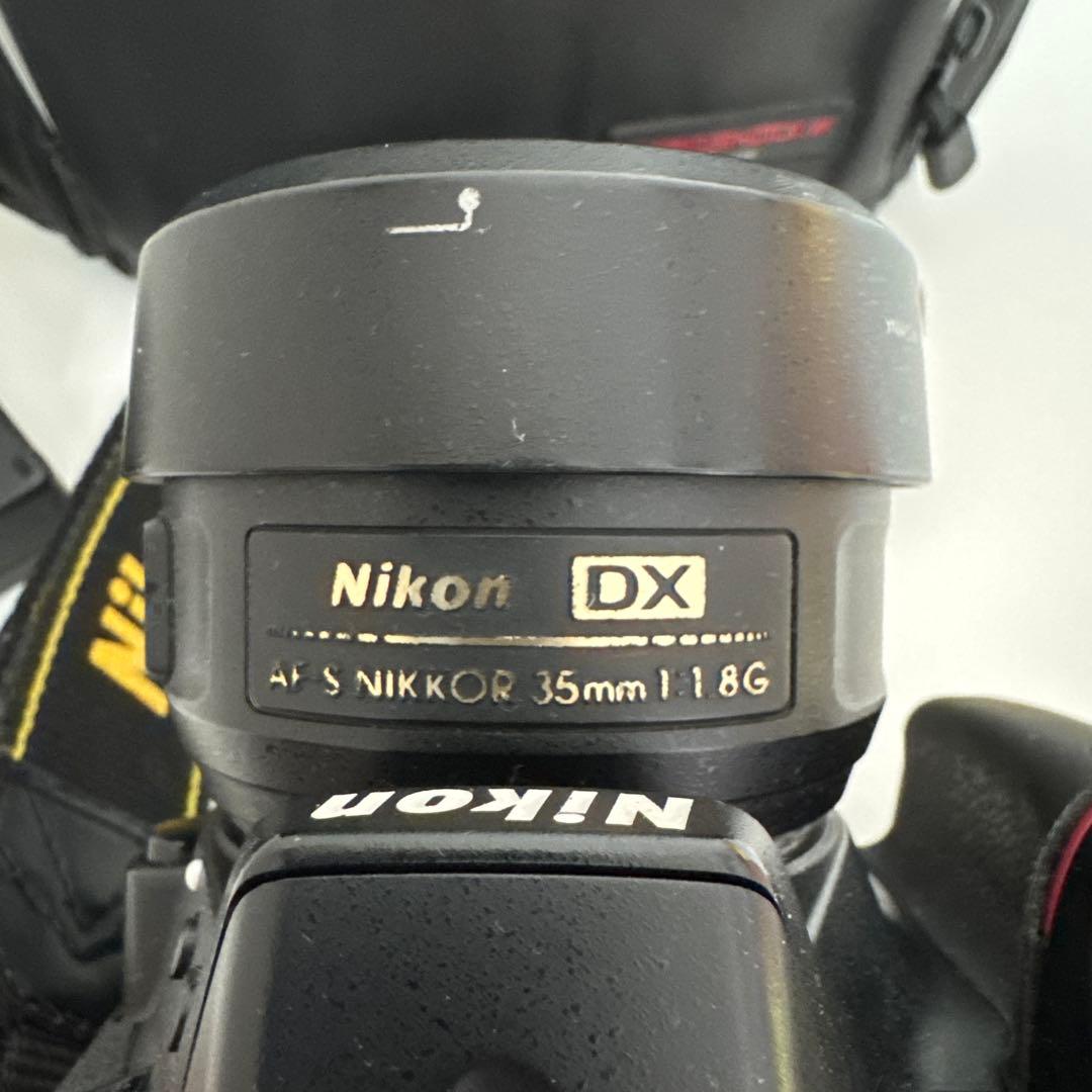Nikon D5300 デジタル一眼レフ 単焦点レンズ付き 35mm