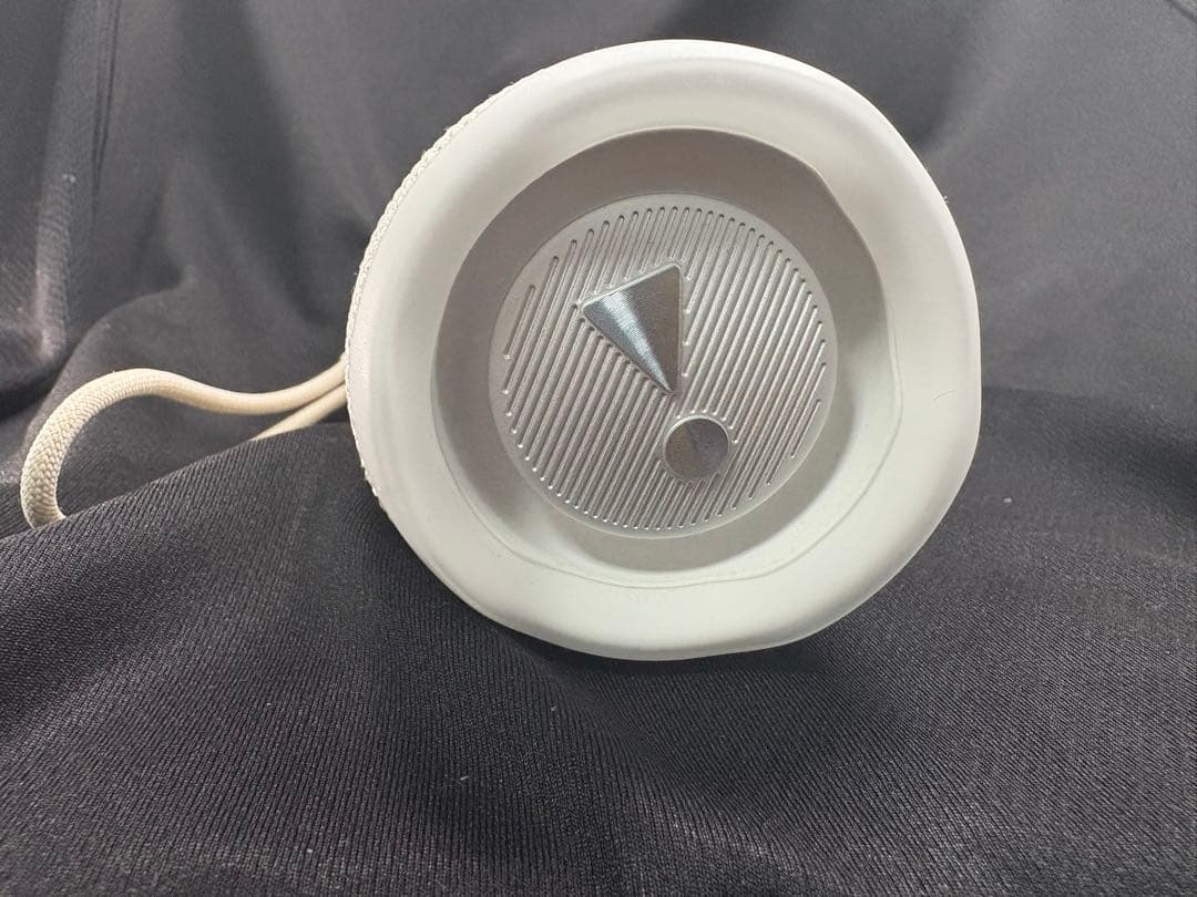 JBL FLIP 6 ホワイト ワイヤレススピーカー