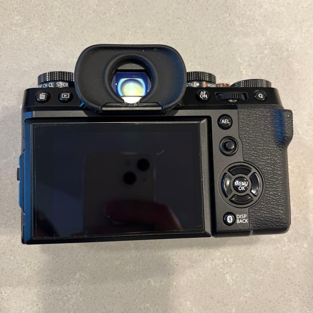 富士フイルム　X-T5 本体(ブラック)