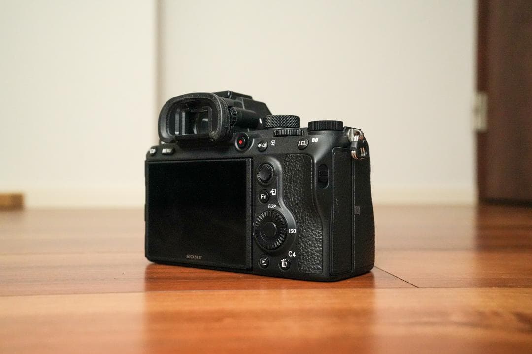 SONY α7III ミラーレス一眼 本体