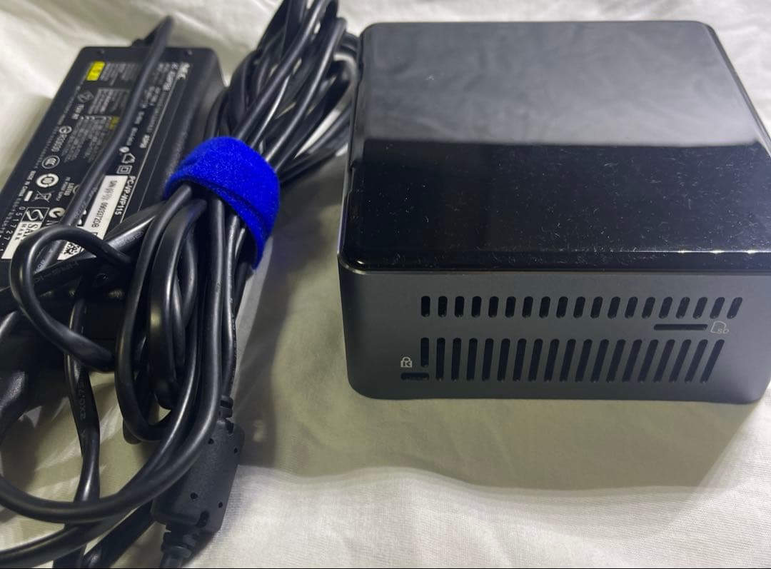 ミニ PC IntelNUC NUC7BNH i5-500SSD-8GBRAM