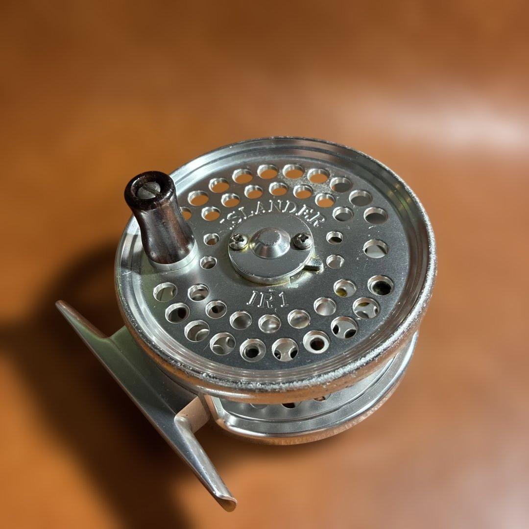 アイランダー　IR1 フライリール　カナダ製　小型