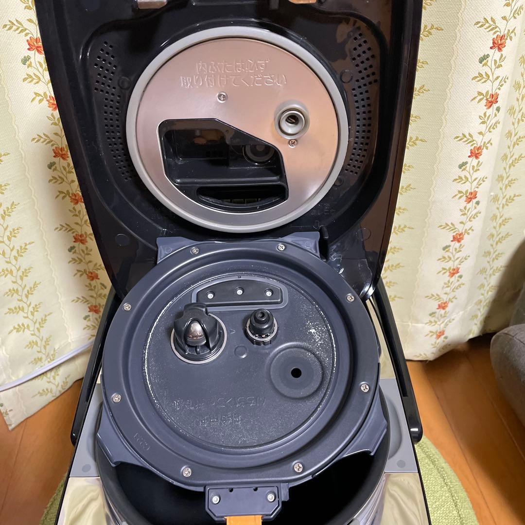 象印　 炊飯器 NW-LA10 炎舞炊き　21年製