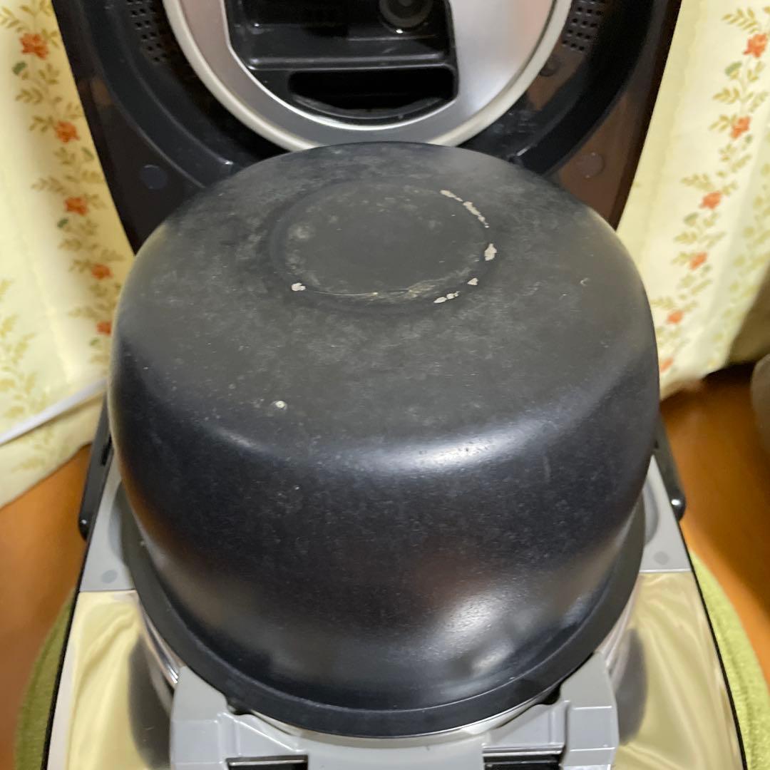 象印　 炊飯器 NW-LA10 炎舞炊き　21年製