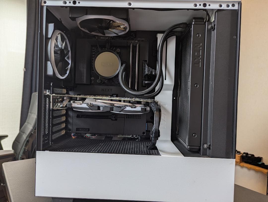 自作PC Ryzen5 5600X NZXT B550 Radeon RX580