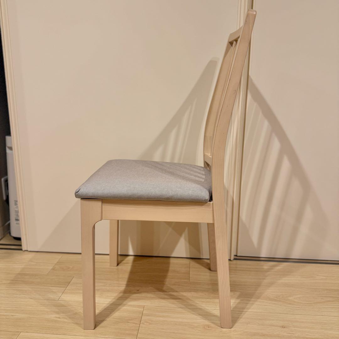 ダイニングチェア　IKEA エーケダーレン
