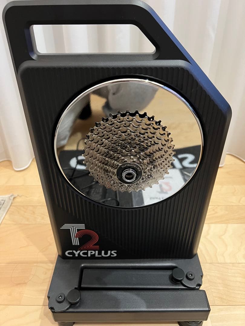 CYCPLUS T2 スマートトレーナー　固定ローラー