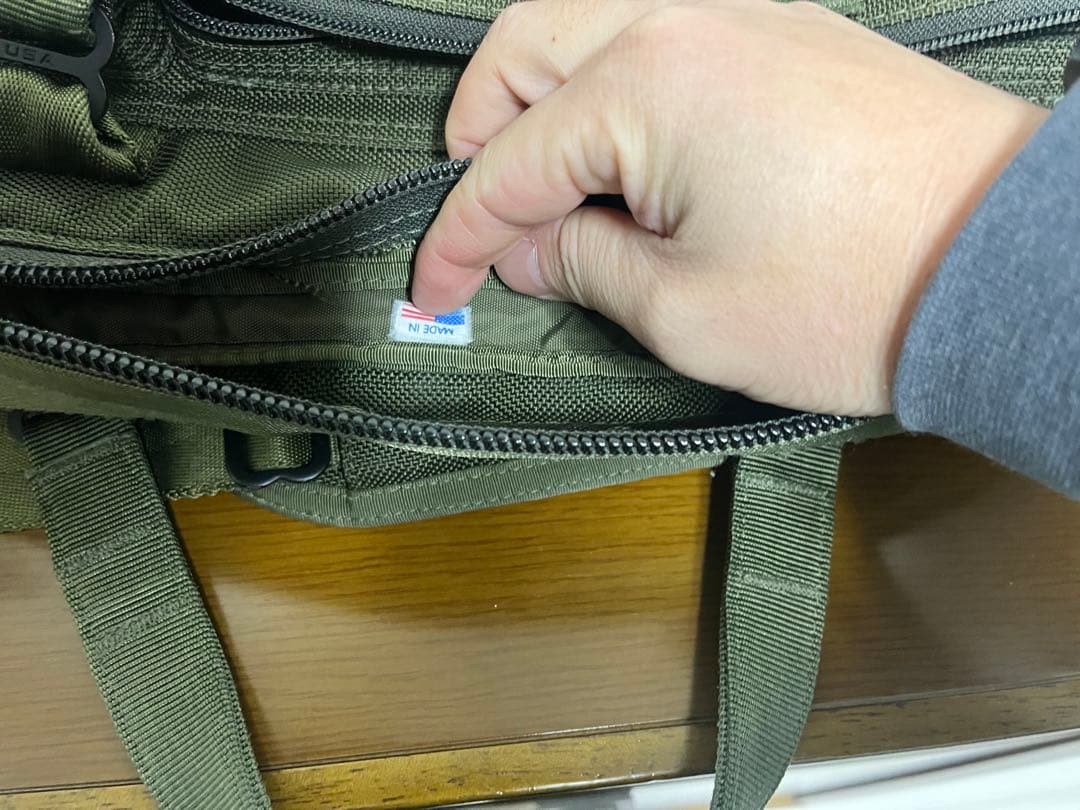 y*7様 briefing A4liner カーキ