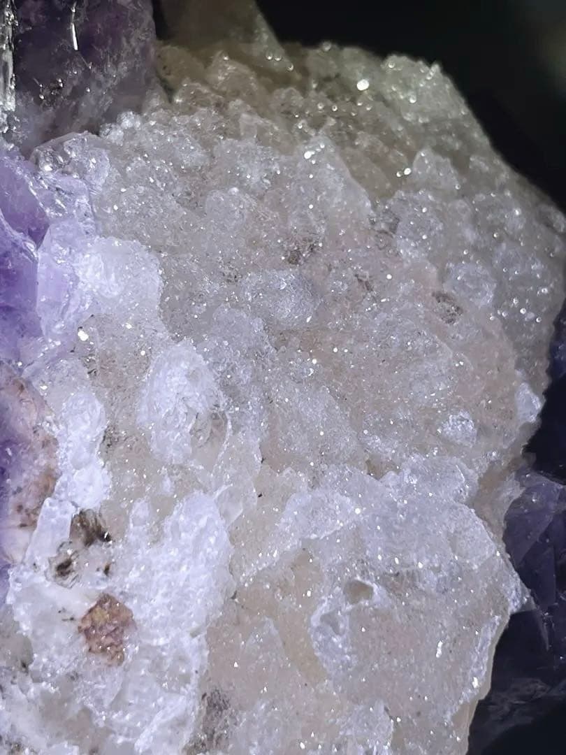 アメジストクラスター　原石　紫水晶　カルサイト　カコクセナイト　　天然石