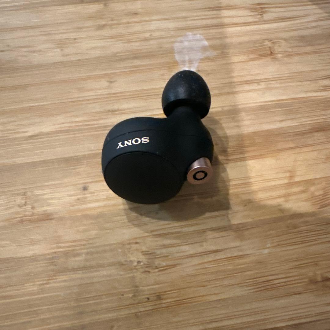 SONY WF-1000XM4 ワイヤレスイヤホン　新品イヤーピース付き