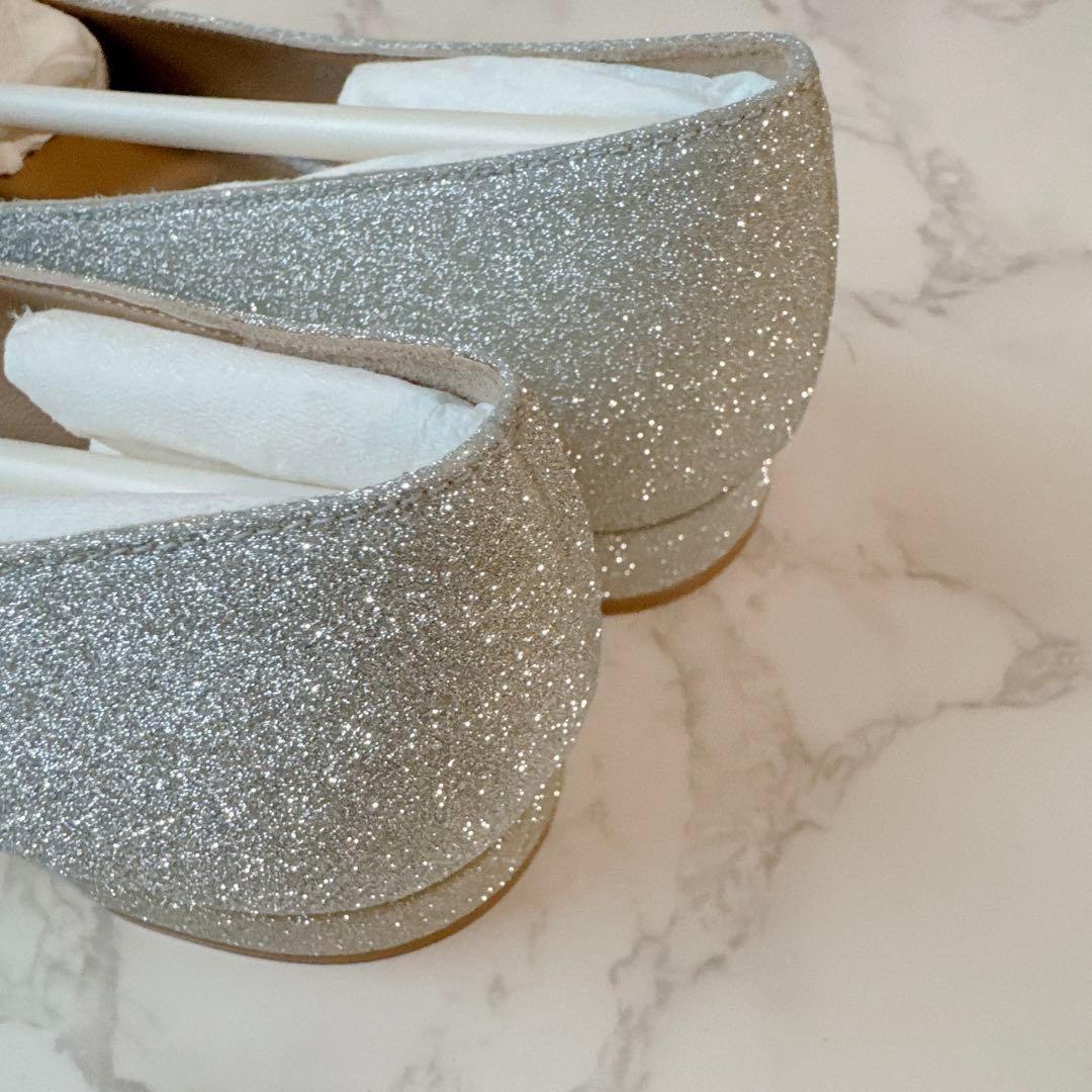 【新品未使用】フェラガモ ラメフラットパンプス