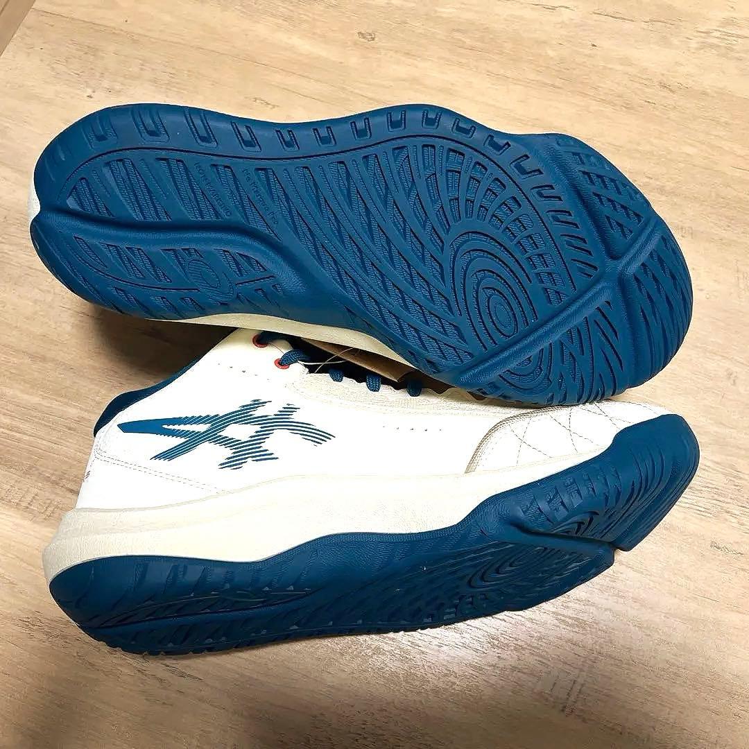 アシックス　UNPREARS3 28cm 新品　未使用